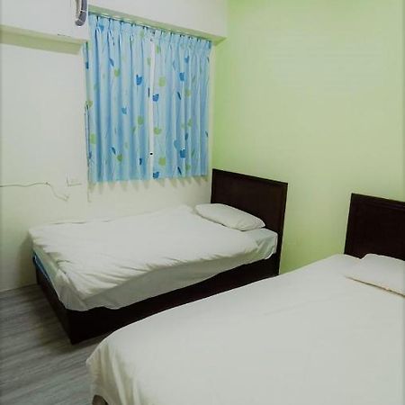 Fengchia Bichon B&B 타이중 외부 사진